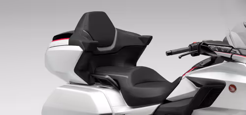 Assentos revestidos de camurça ecológica