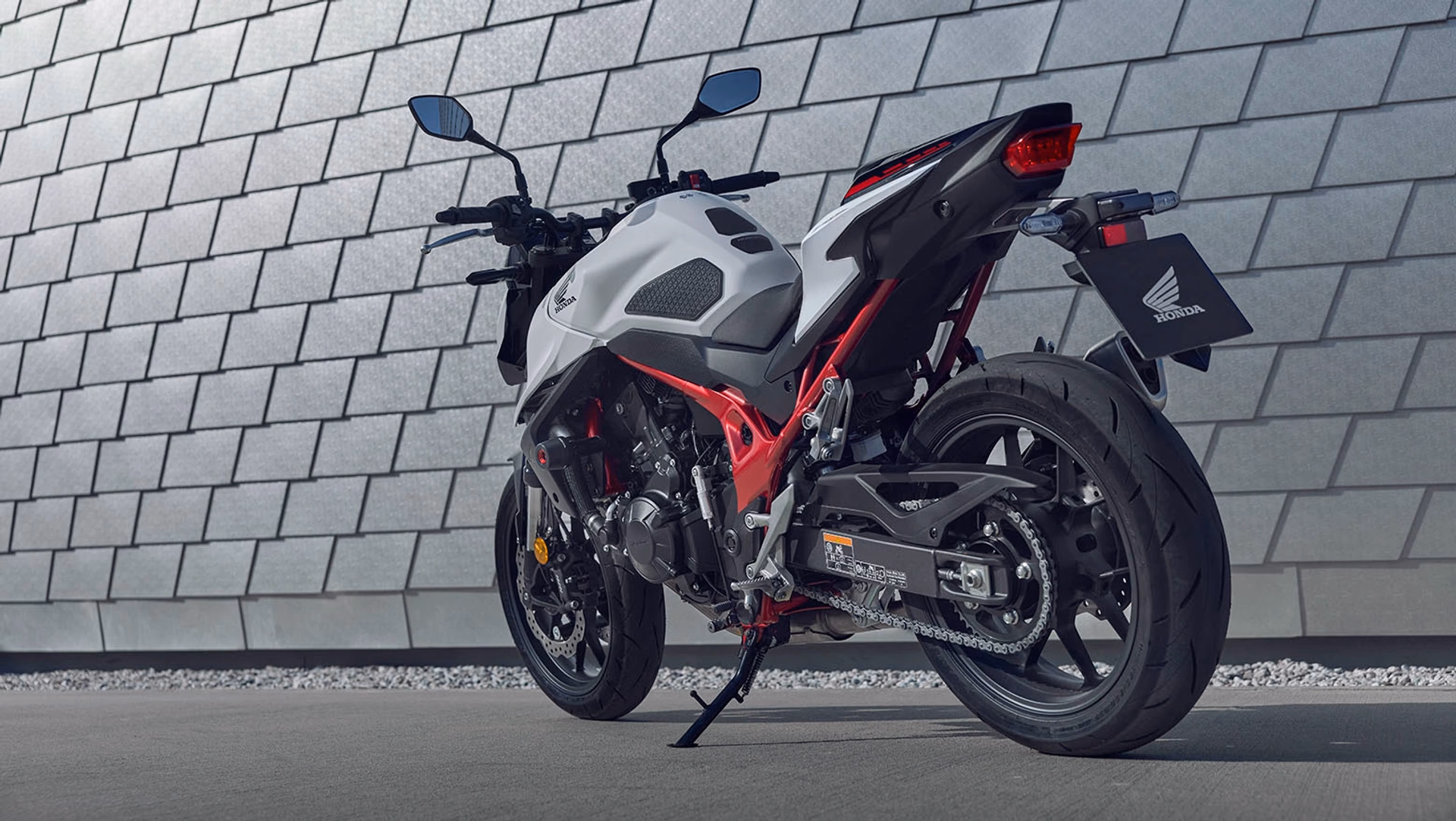 Moto Hornet 750 Galeria de Fotos - 16 de 20